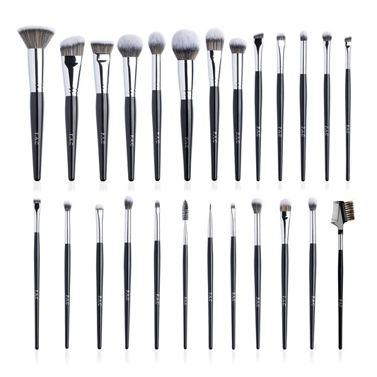 PAC Cosmetics Synthetic Series (25 Brushes )